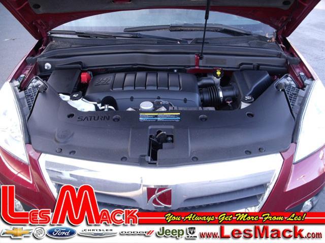 Saturn Outlook 2010 photo 3