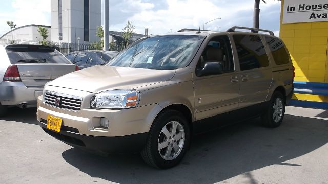 Saturn Relay Centurion Crew Cab 4WD MiniVan