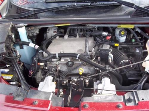 Saturn Relay 2005 photo 1