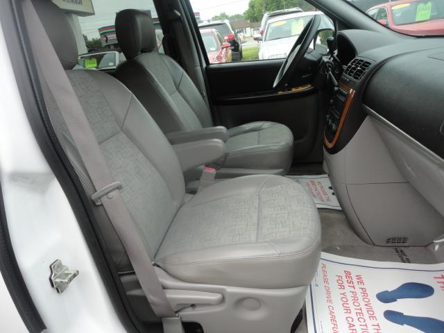 Saturn Relay Unknown MiniVan