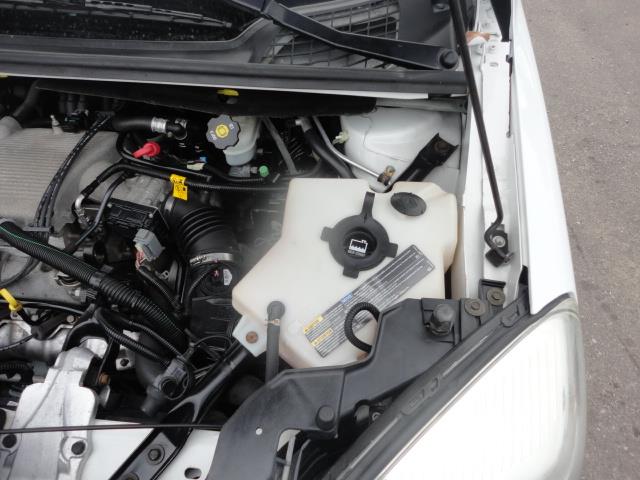 Saturn Relay 2005 photo 17