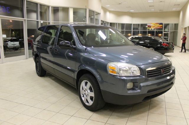 Saturn Relay 2007 photo 4