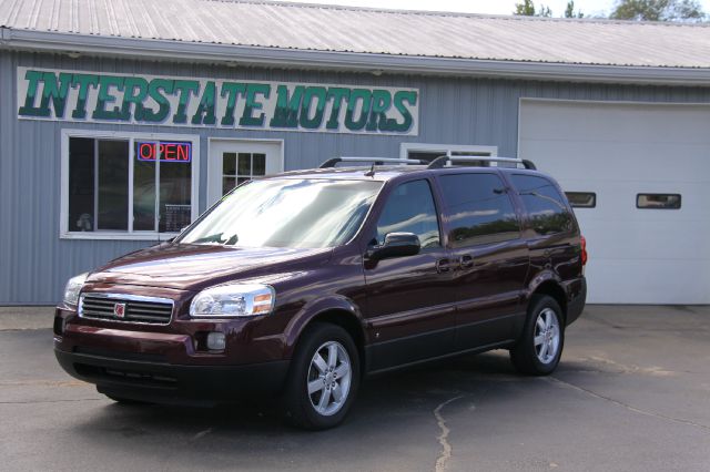 Saturn Relay 2007 photo 1