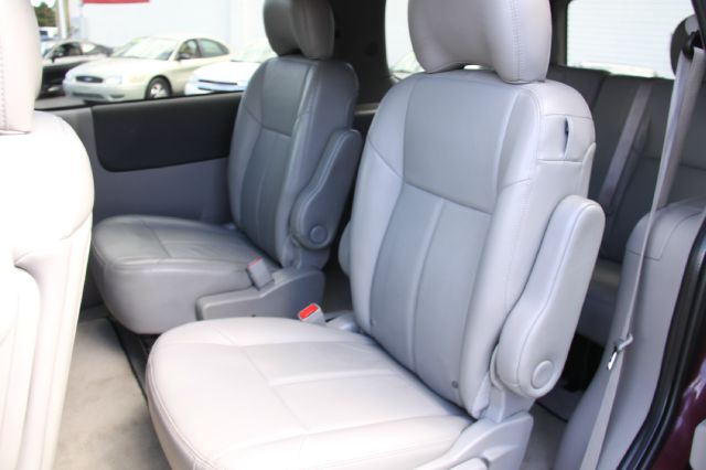 Saturn Relay 2007 photo 3