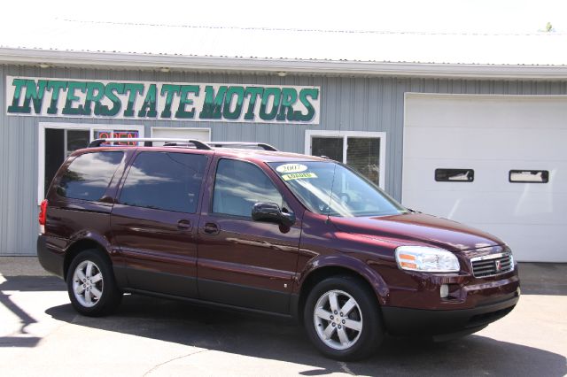 Saturn Relay 2007 photo 4