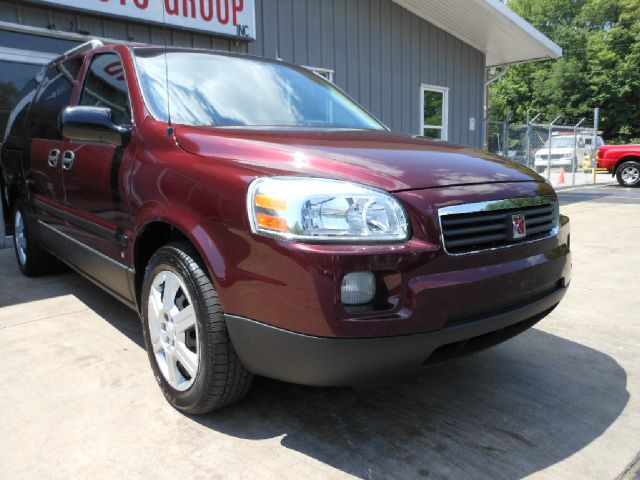 Saturn Relay 2007 photo 4