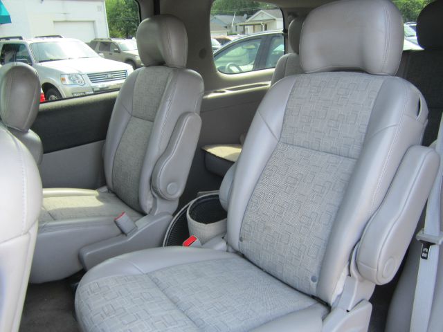 Saturn Relay 2007 photo 9