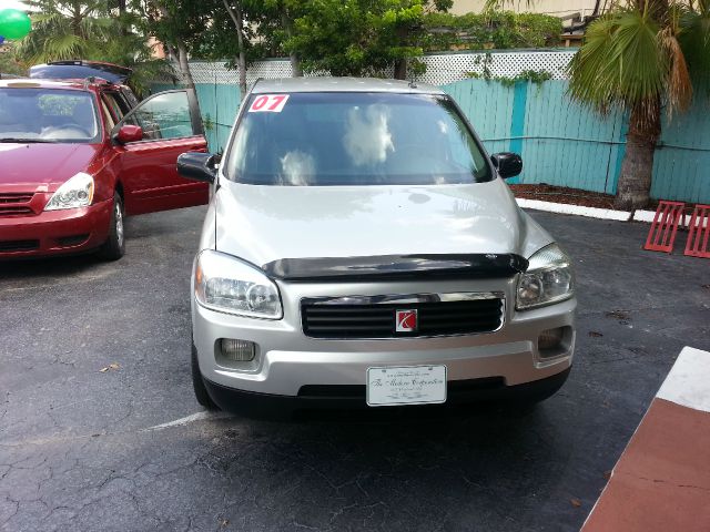 Saturn Relay 2007 photo 2