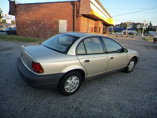 Saturn S-Series 1999 photo 2