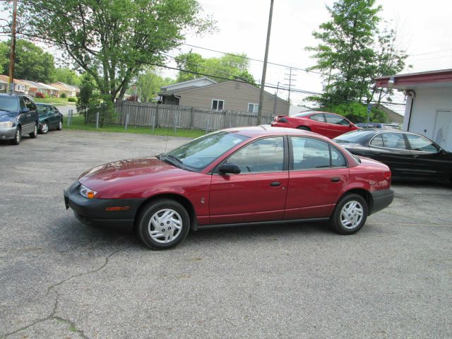 Saturn S-Series 2000 photo 2