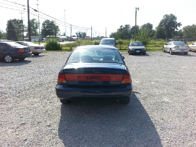 Saturn SL 1998 photo 1