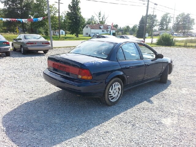 Saturn SL 1998 photo 4