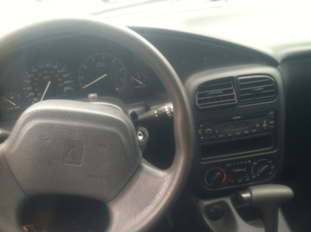 Saturn SL 2000 photo 1