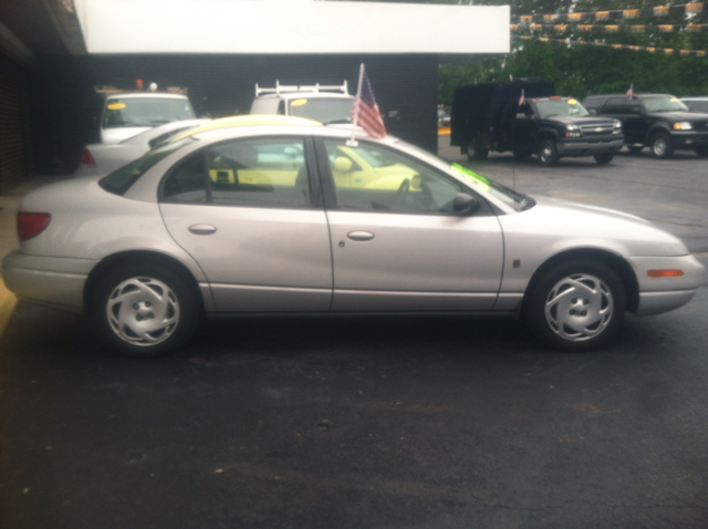 Saturn SL 2000 photo 4