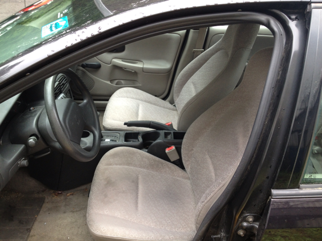 Saturn SL 2000 photo 4