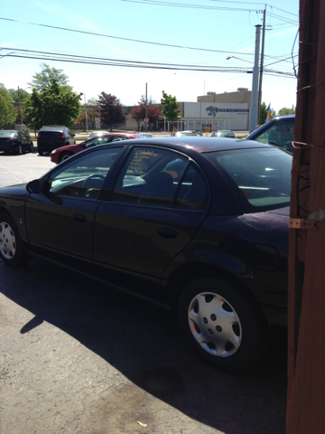 Saturn SL 2000 photo 1