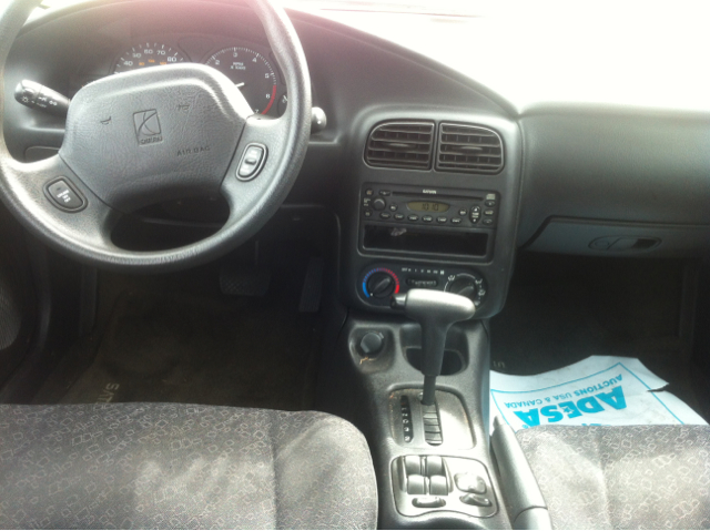 Saturn SL 2002 photo 5