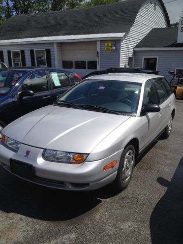 Saturn SW 2000 photo 1