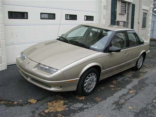 Saturn S Series 1995 photo 1