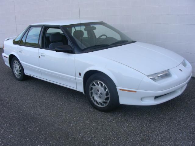 Saturn S Series 1995 photo 1