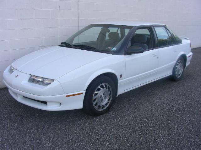 Saturn S Series 1995 photo 3