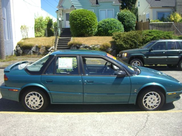 Saturn S Series 1995 photo 2