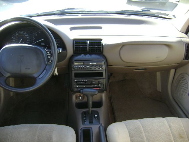 Saturn S Series 1996 photo 2
