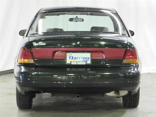 Saturn S Series 1996 photo 2