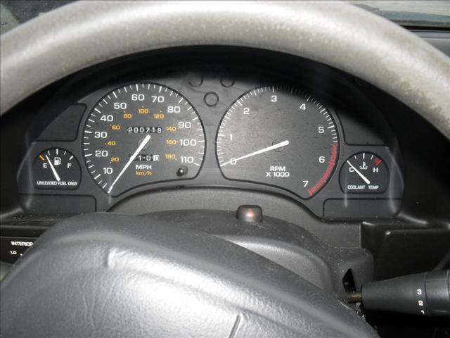 Saturn S Series 1996 photo 4