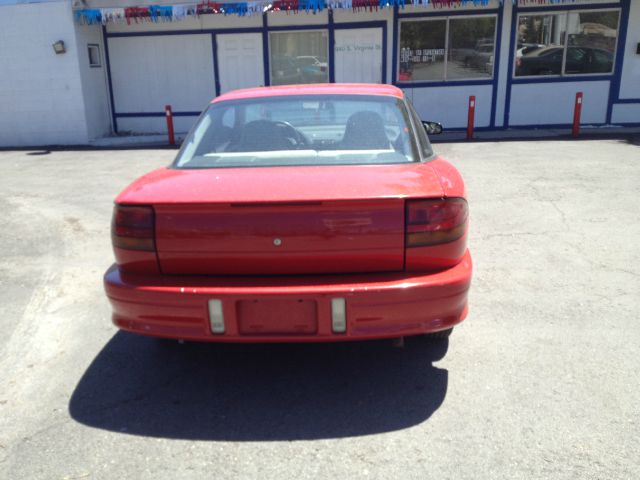 Saturn S Series 1996 photo 2