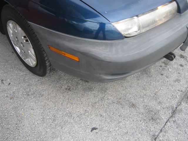 Saturn S Series 1997 photo 4