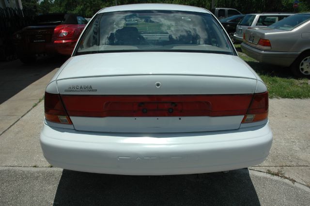 Saturn S Series 1998 photo 0