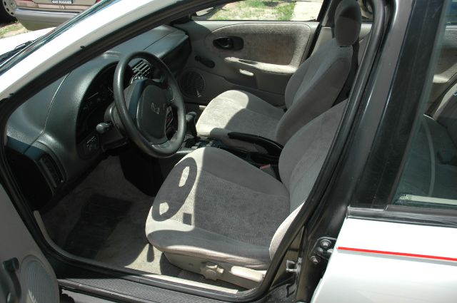 Saturn S Series 1998 photo 1