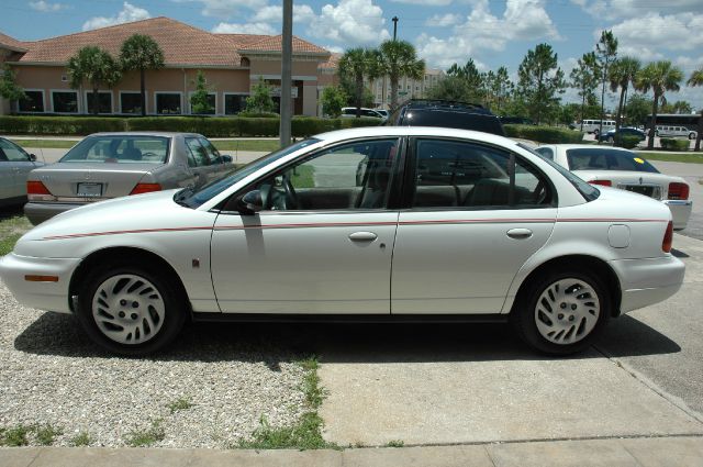 Saturn S Series 1998 photo 4