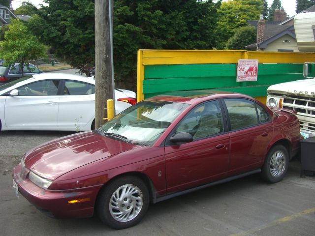 Saturn S Series 1998 photo 4