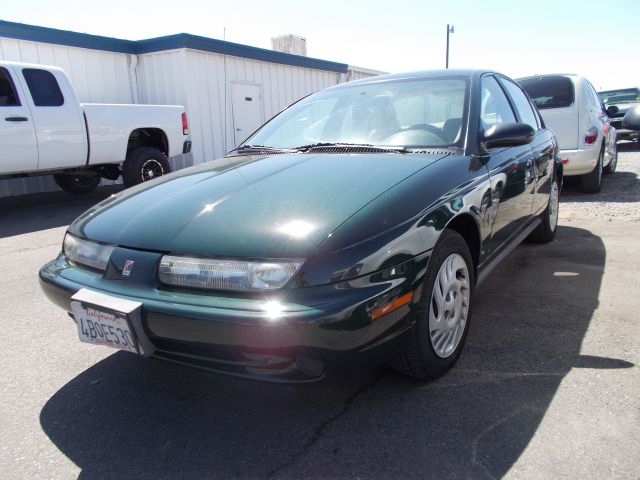 Saturn S Series 1998 photo 1