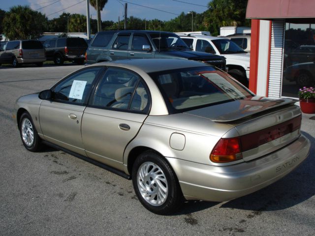 Saturn S Series 1999 photo 3