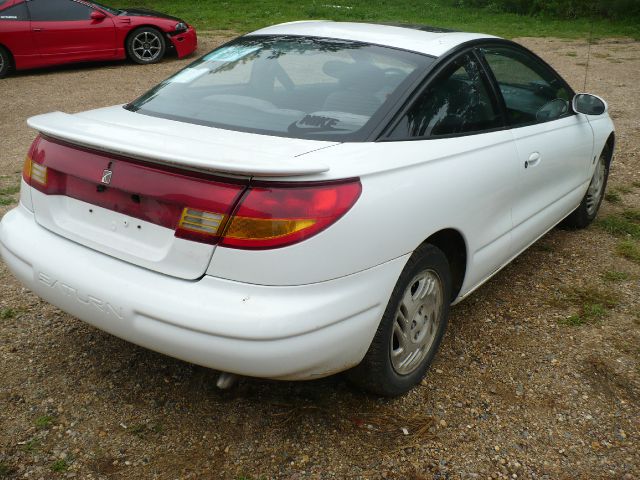 Saturn S Series 1999 photo 4