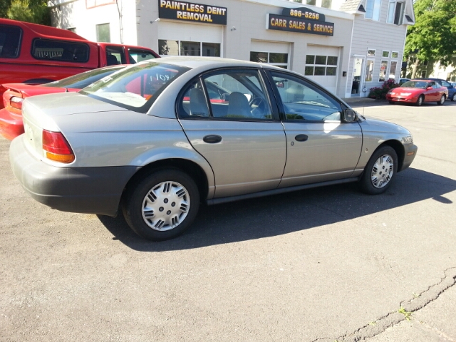 Saturn S Series 1999 photo 2