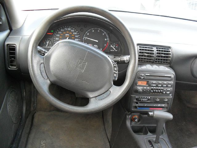Saturn S Series 1999 photo 3