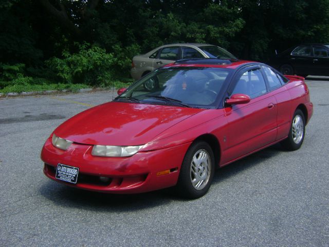 Saturn S Series 1999 photo 2