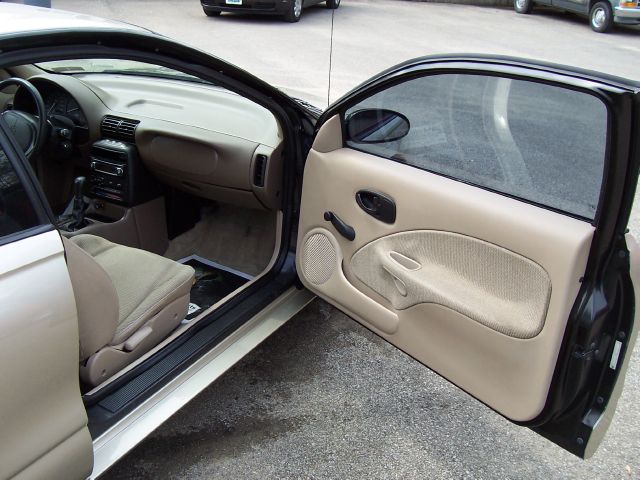 Saturn S Series 1999 photo 7