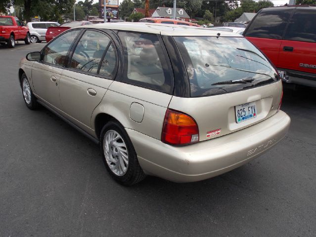 Saturn S Series 1999 photo 1