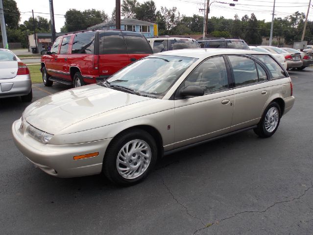 Saturn S Series 1999 photo 2