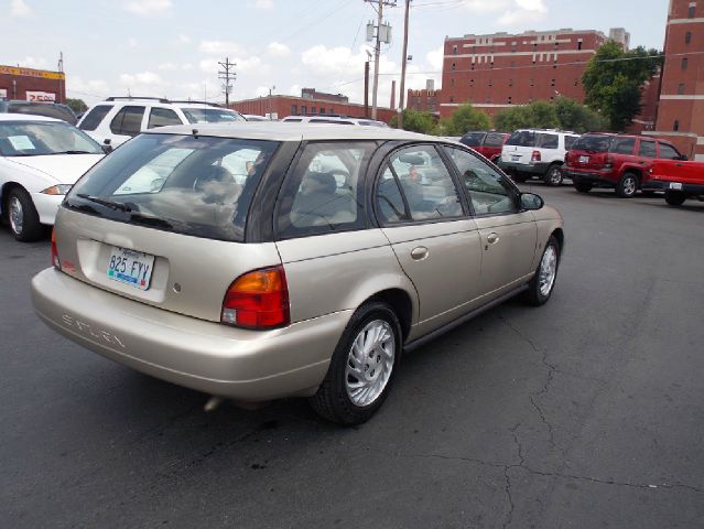 Saturn S Series 1999 photo 3