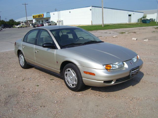 Saturn S Series 2000 photo 3