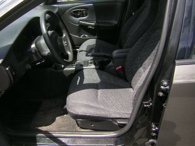 Saturn S Series 2000 photo 4