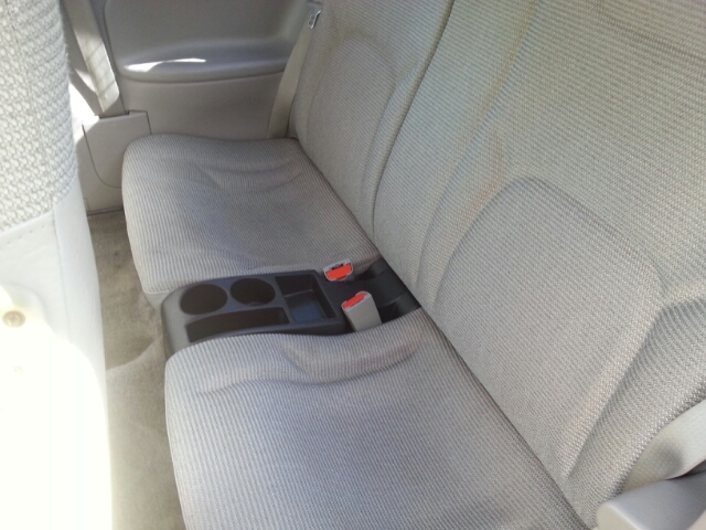 Saturn S Series 2000 photo 1