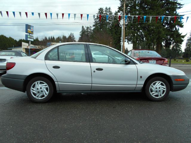 Saturn S Series 2000 photo 1