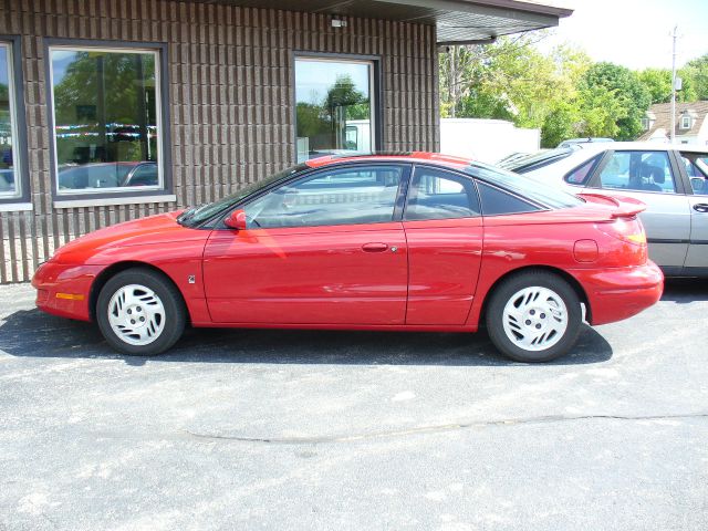 Saturn S Series 2000 photo 1